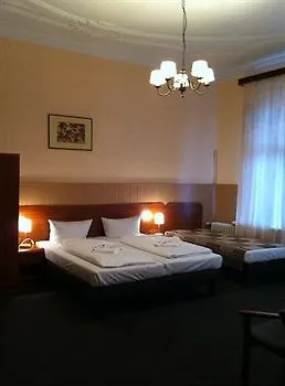 Rheingold Hotel 3*