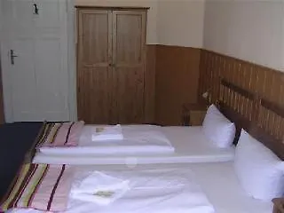 Rheingold 3* Berlín